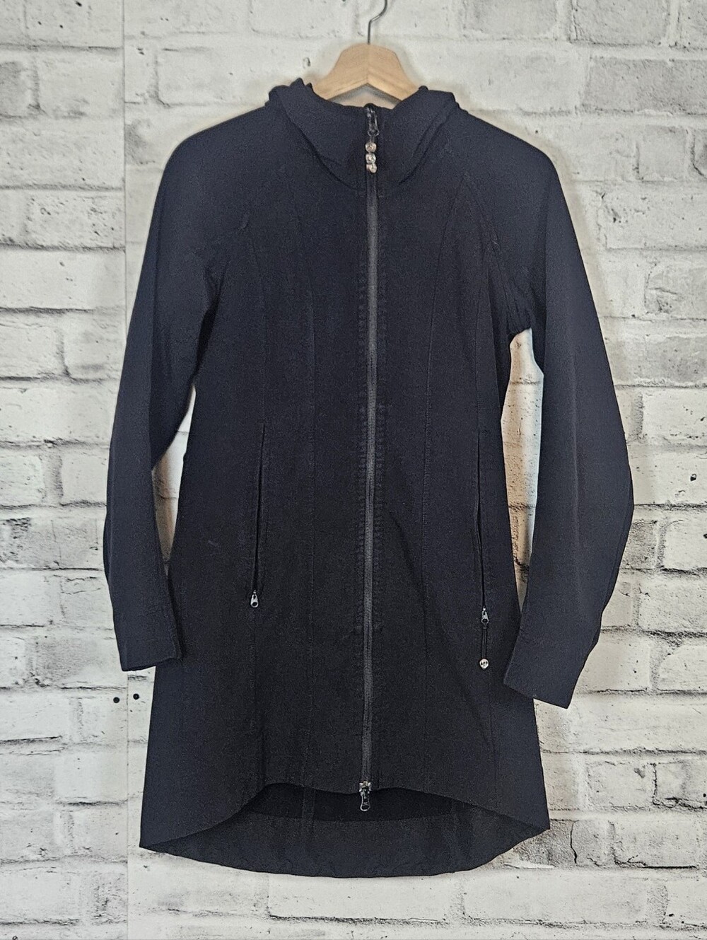 Lululemon Black Longline Hooded Softshell Coat Jacket Womens Size 4